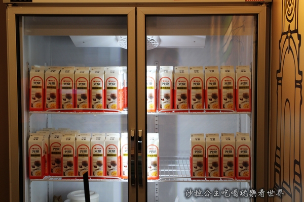 鱷魚騎士(誠品站前店):翰林茶飲「鱷魚騎士英式奶茶專賣店(誠品站前店)」捷運台北車站