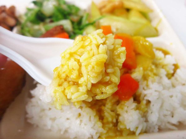 【三重美食】根藤咖哩飯-絕妙的咖哩滋味