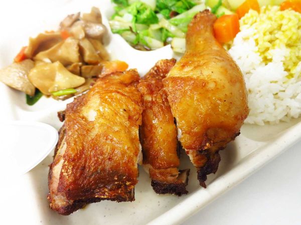 【三重美食】根藤咖哩飯-絕妙的咖哩滋味