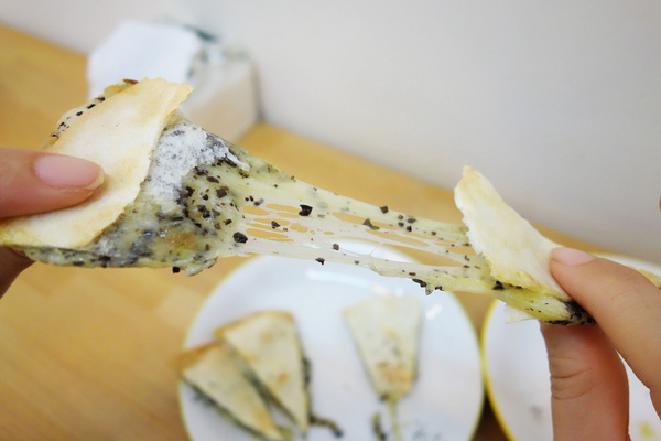 芝士家CheeseHouse:正興街上最夯的平價小店 芝士家~起士控最愛的香滑起司牽絲快感 百來元真材實料的好店推介!!