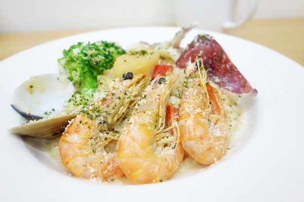 芝士家CheeseHouse:正興街上最夯的平價小店 芝士家~起士控最愛的香滑起司牽絲快感 百來元真材實料的好店推介!!