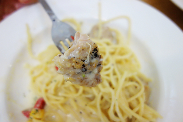 芝士家CheeseHouse:正興街上最夯的平價小店 芝士家~起士控最愛的香滑起司牽絲快感 百來元真材實料的好店推介!!