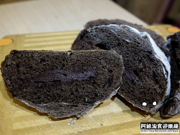 【新北美食】許燕斌手作烘焙-超熱門！新莊第一家世界金廚冠軍坐鎮的麵包店．新莊美食/新莊手作烘焙麵包/新莊西點麵包/新台灣麵包