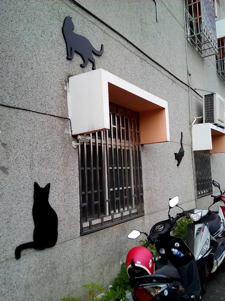 Musicat Cafe：【臺中Ω東區】Ｍｕｓｉｃａｔ　Ｃａｆｅ。關懷流浪毛小孩的貓咪主題餐廳