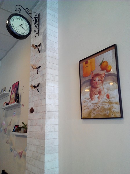 Musicat Cafe：【臺中Ω東區】Ｍｕｓｉｃａｔ　Ｃａｆｅ。關懷流浪毛小孩的貓咪主題餐廳