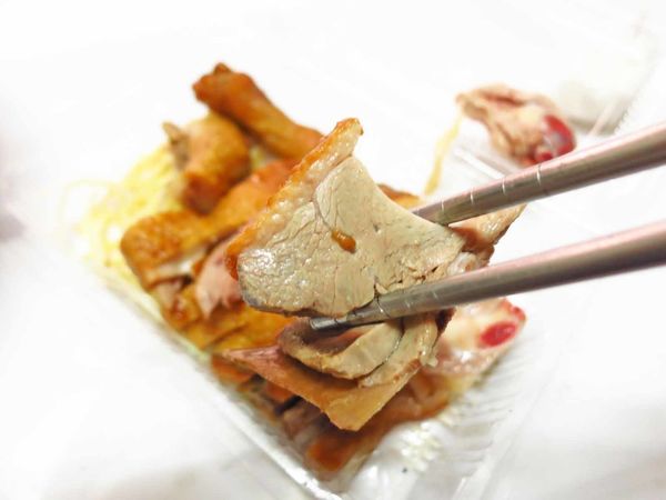 【新莊美食】中華路市場鴨肉麵-綜合運動場旁的超大份量什錦麵