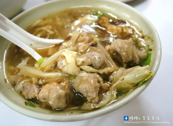 正統魷魚羹羊肉羹：〖台中│美食〗正統魷魚羹羊肉羹 ❤ 食尚玩家推薦~~來大雅必吃小吃!!秉持著傳統做法，口味新鮮，傳承道地台灣美味!!