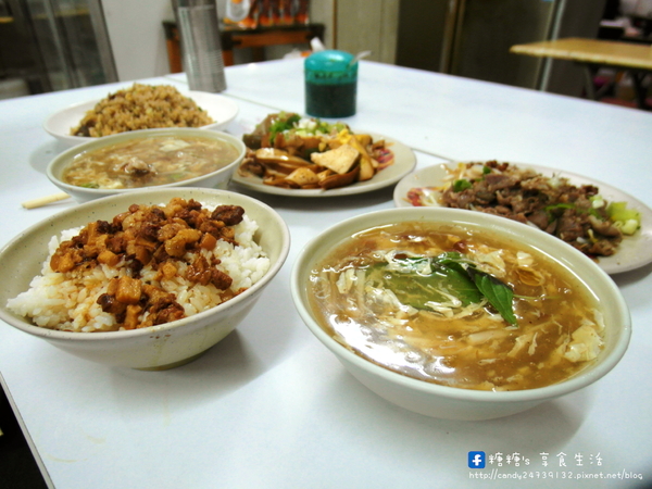 正統魷魚羹羊肉羹：〖台中│美食〗正統魷魚羹羊肉羹 ❤ 食尚玩家推薦~~來大雅必吃小吃!!秉持著傳統做法，口味新鮮，傳承道地台灣美味!!