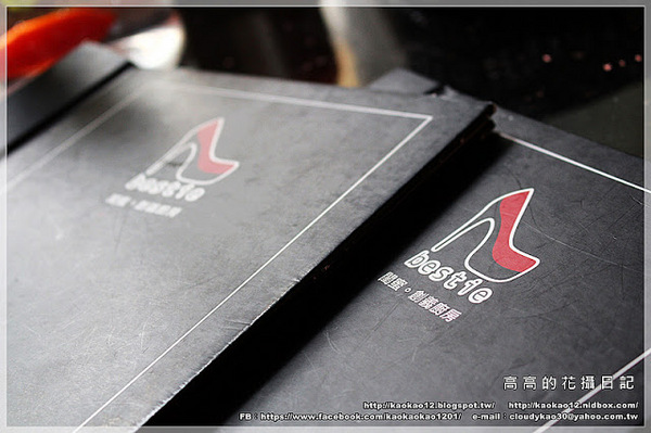 閨蜜創意廚房(高雄店)：【高雄】前金區。有巨型紅色高跟鞋坐鎮的《閨蜜。創義廚房》