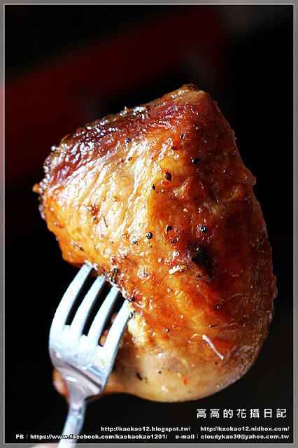 閨蜜創意廚房(高雄店)：【高雄】前金區。有巨型紅色高跟鞋坐鎮的《閨蜜。創義廚房》