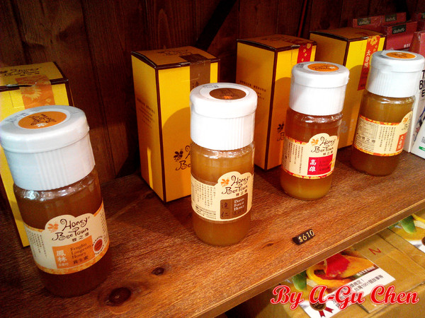 家咖哩(台南成大店): 【臺南Ω東區】家咖哩(臺南成大店)。來自花蓮的南洋風味咖哩,用的是在地有機食材