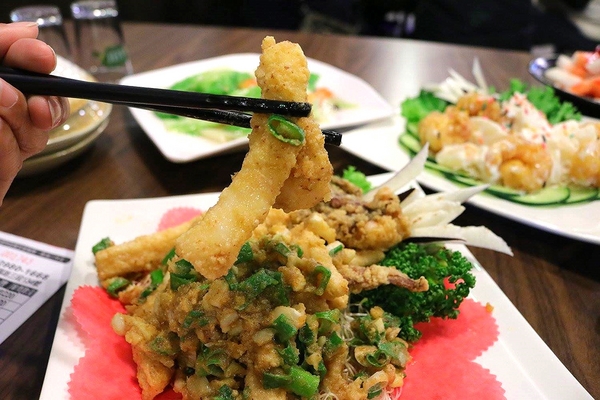 賴一下生猛海鮮:【新北市食記】三重好吃熱炒店~賴一下生猛海鮮/三五好友吃飯聊天/與家庭聚餐好去處/開運年菜外帶整套特價5880元