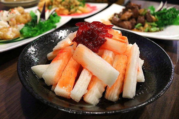 賴一下生猛海鮮:【新北市食記】三重好吃熱炒店~賴一下生猛海鮮/三五好友吃飯聊天/與家庭聚餐好去處/開運年菜外帶整套特價5880元