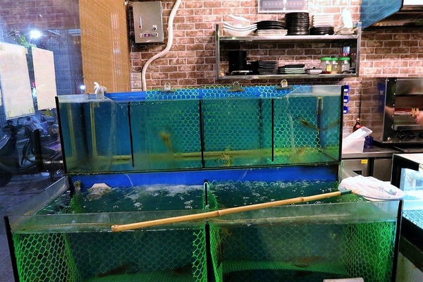 賴一下生猛海鮮:【新北市食記】三重好吃熱炒店~賴一下生猛海鮮/三五好友吃飯聊天/與家庭聚餐好去處/開運年菜外帶整套特價5880元