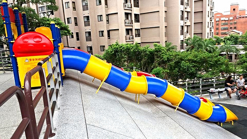 營盤生態公園：【桃園景點】營盤生態環保公園~誰說下雨天沒去處&不受天候限制的親子遊樂好去處