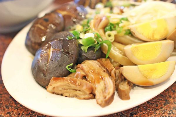 【桃園餐廳】四五六年級吃喝小館-中壢懷舊主題餐廳,打造復古氣息