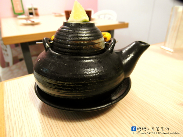 雲鳥日式料理:〖台中│美食〗雲鳥日式料理 ❤ 北屯區家庭式平價日式料理,料多味美,創意十足,現在打卡還有送創意小菜唷!!