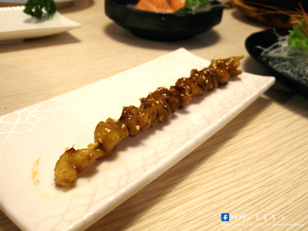 雲鳥日式料理:〖台中│美食〗雲鳥日式料理 ❤ 北屯區家庭式平價日式料理,料多味美,創意十足,現在打卡還有送創意小菜唷!!