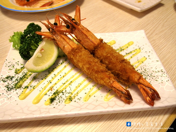 雲鳥日式料理:〖台中│美食〗雲鳥日式料理 ❤ 北屯區家庭式平價日式料理,料多味美,創意十足,現在打卡還有送創意小菜唷!!