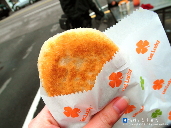 鴻隆點心:〖台中│美食〗鴻隆點心 ❤ 隱藏版中式點心~蔥油餅、韭菜盒子、芋粿,還有會超級大爆漿的餡餅!!只有平日才有唷!!