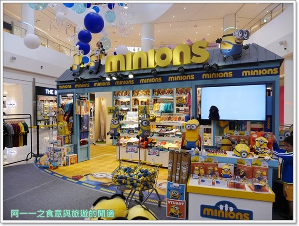 高雄大魯閣草衙道購物中心：高雄 大魯閣草衙道 賽車樂園～就在捷運旁邊，晴天雨天都好玩