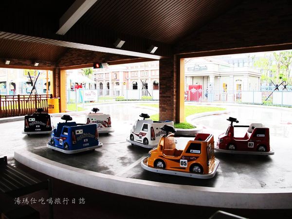 高雄親子百貨公司,周末親子旅遊推薦,國際主題樂園,鈴鹿賽道樂園,大魯閣草衙道,國賓影城_15