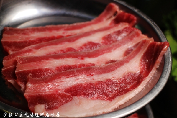 肉倉韓式烤肉:西門町韓式料理吃到飽『肉倉韓式烤肉』捷運西門站