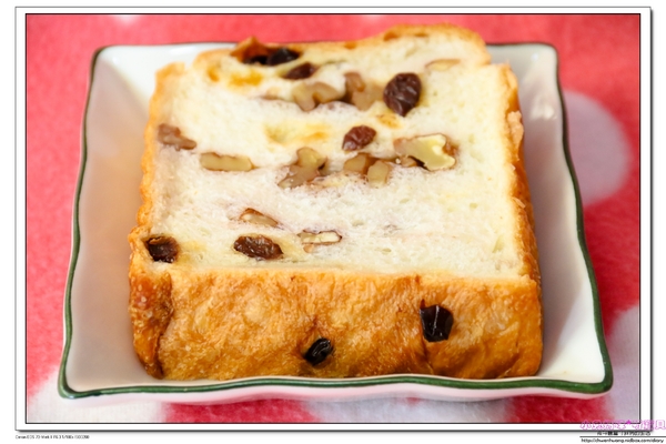 麵包劇場 Alter Ego 1892:【美食♥台北內湖】☼麵包劇場 Alter Ego 1892☼ 流沙可頌每日限量出爐,爆漿的口感一定要品嚐,難忘的好滋味♥♥