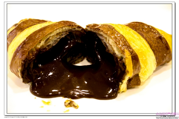 麵包劇場 Alter Ego 1892:【美食♥台北內湖】☼麵包劇場 Alter Ego 1892☼ 流沙可頌每日限量出爐,爆漿的口感一定要品嚐,難忘的好滋味♥♥