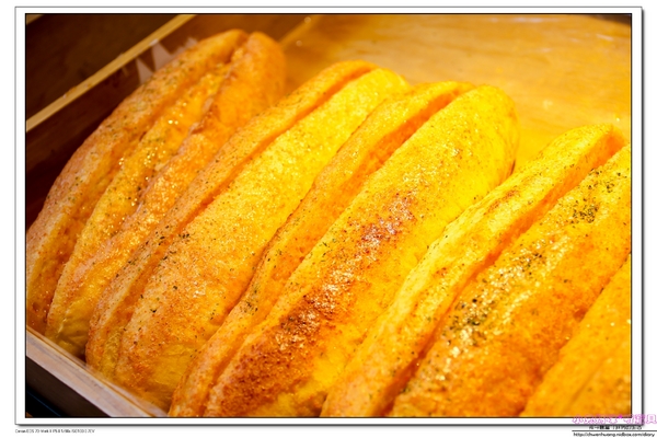 麵包劇場 Alter Ego 1892:【美食♥台北內湖】☼麵包劇場 Alter Ego 1892☼ 流沙可頌每日限量出爐,爆漿的口感一定要品嚐,難忘的好滋味♥♥