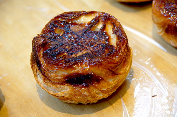 麵包劇場 Alter Ego 1892：(台北。內湖區美食) 『麵包劇場AlterEgo1892』瀰漫在靜巷中的香味，讓人魂牽夢縈的美味麵包！／大推｛起司六重奏｝，爆炸般的起司，讓你口水直流~