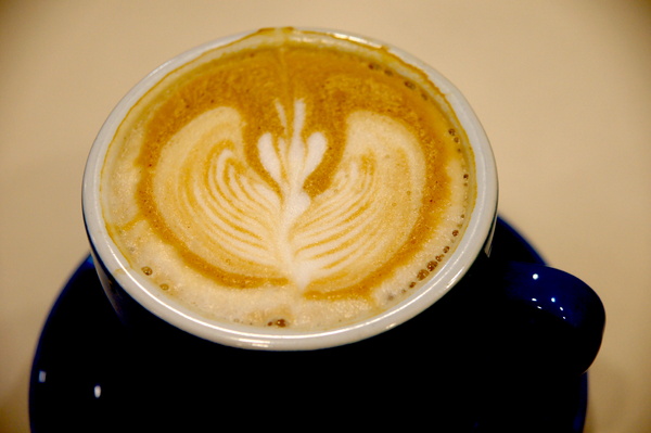 麵包劇場 Alter Ego 1892：(台北。內湖區美食) 『麵包劇場AlterEgo1892』瀰漫在靜巷中的香味，讓人魂牽夢縈的美味麵包！／大推｛起司六重奏｝，爆炸般的起司，讓你口水直流~