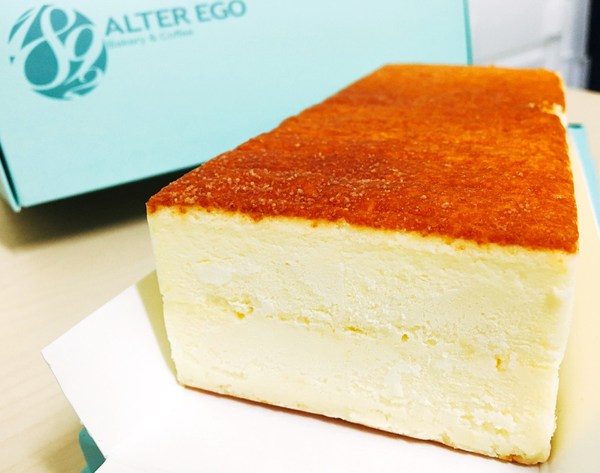 麵包劇場 Alter Ego 1892：(台北。內湖區美食) 『麵包劇場AlterEgo1892』瀰漫在靜巷中的香味，讓人魂牽夢縈的美味麵包！／大推｛起司六重奏｝，爆炸般的起司，讓你口水直流~