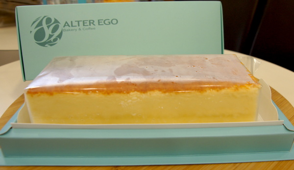 麵包劇場 Alter Ego 1892：(台北。內湖區美食) 『麵包劇場AlterEgo1892』瀰漫在靜巷中的香味，讓人魂牽夢縈的美味麵包！／大推｛起司六重奏｝，爆炸般的起司，讓你口水直流~