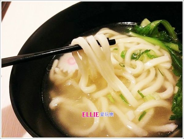 13149858_1098943703460182_2060725913_n