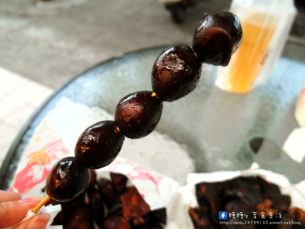 大肥鴨東山鴨頭(南屯店):〖台中│美食〗大肥鴨東山鴨頭(南屯店) ❤ 深夜排隊美食!!天天換油,入味好吃不油膩,還帶有獨特的八角香氣~