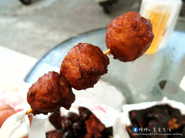 大肥鴨東山鴨頭(南屯店):〖台中│美食〗大肥鴨東山鴨頭(南屯店) ❤ 深夜排隊美食!!天天換油,入味好吃不油膩,還帶有獨特的八角香氣~