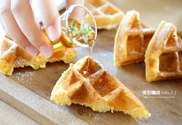 傑伯咖啡 Cafe J J:【南京復興/輕食下午茶】平價免服務費又不限用餐時間附wifi及插座必訪好店! ✿✿ 傑伯咖啡 Cafe J J ✿✿ (完整菜單)