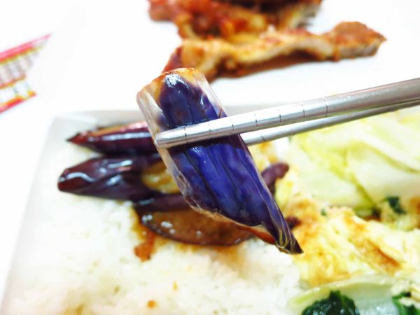 【三重美食】文詰便當-超美味古早味排骨飯