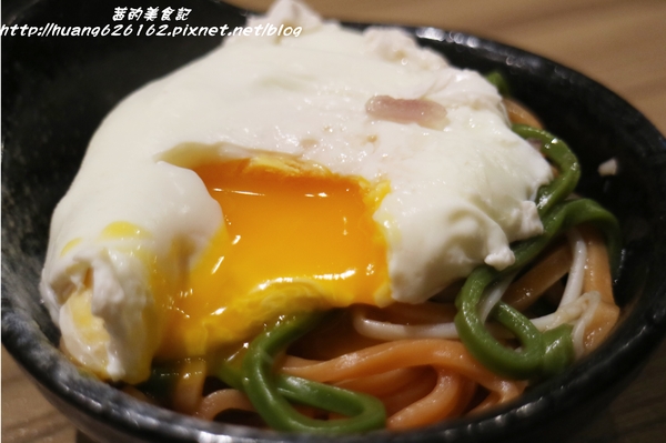 一品堂IPPIN 精緻涮涮鍋:【新北板橋區】板橋火鍋推薦『一品堂IPPIN 精緻涮涮鍋』霸氣大海陸鍋/極黑和牛雪花