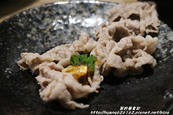 一品堂IPPIN 精緻涮涮鍋:【新北板橋區】板橋火鍋推薦『一品堂IPPIN 精緻涮涮鍋』霸氣大海陸鍋/極黑和牛雪花