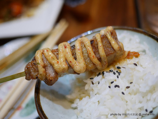 店小二串燒燒肉：【食記】台中店小二串燒vs燒肉&異國料理(忠明店) BBQ&Cuisine&Beers@西區向上市場&開原橋 : 大隱隱於市, 口味實在真功夫, 晚餐時段也能心滿意足!!