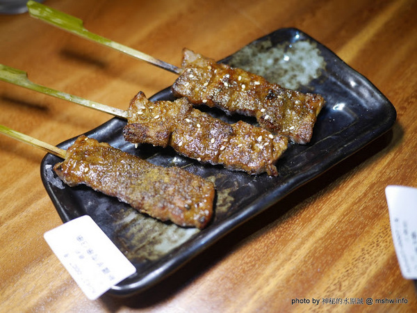 店小二串燒燒肉：【食記】台中店小二串燒vs燒肉&異國料理(忠明店) BBQ&Cuisine&Beers@西區向上市場&開原橋 : 大隱隱於市, 口味實在真功夫, 晚餐時段也能心滿意足!!