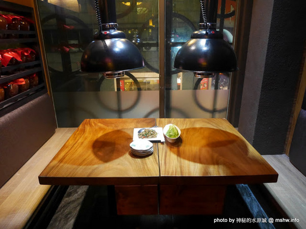 店小二串燒燒肉：【食記】台中店小二串燒vs燒肉&異國料理(忠明店) BBQ&Cuisine&Beers@西區向上市場&開原橋 : 大隱隱於市, 口味實在真功夫, 晚餐時段也能心滿意足!!