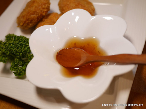 店小二串燒燒肉：【食記】台中店小二串燒vs燒肉&異國料理(忠明店) BBQ&Cuisine&Beers@西區向上市場&開原橋 : 大隱隱於市, 口味實在真功夫, 晚餐時段也能心滿意足!!