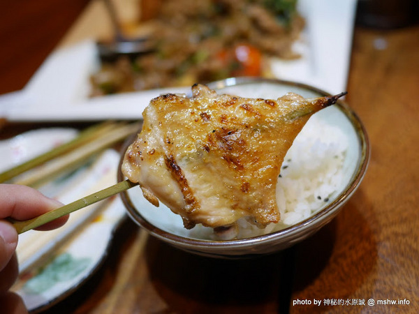 店小二串燒燒肉：【食記】台中店小二串燒vs燒肉&異國料理(忠明店) BBQ&Cuisine&Beers@西區向上市場&開原橋 : 大隱隱於市, 口味實在真功夫, 晚餐時段也能心滿意足!!