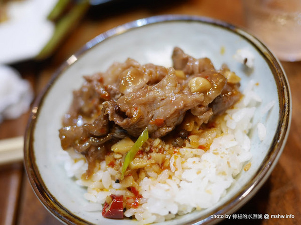 店小二串燒燒肉：【食記】台中店小二串燒vs燒肉&異國料理(忠明店) BBQ&Cuisine&Beers@西區向上市場&開原橋 : 大隱隱於市, 口味實在真功夫, 晚餐時段也能心滿意足!!