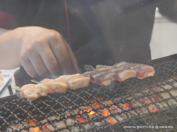 店小二串燒燒肉：【食記】台中店小二串燒vs燒肉&異國料理(忠明店) BBQ&Cuisine&Beers@西區向上市場&開原橋 : 大隱隱於市, 口味實在真功夫, 晚餐時段也能心滿意足!!