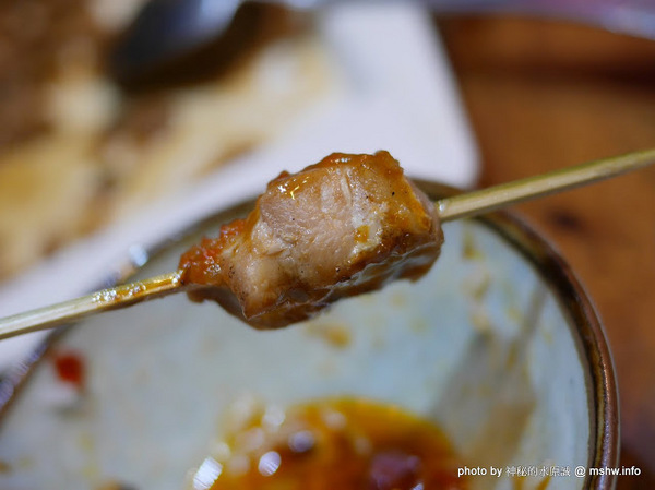 店小二串燒燒肉：【食記】台中店小二串燒vs燒肉&異國料理(忠明店) BBQ&Cuisine&Beers@西區向上市場&開原橋 : 大隱隱於市, 口味實在真功夫, 晚餐時段也能心滿意足!!