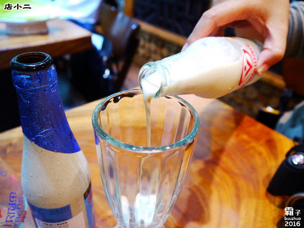 店小二串燒燒肉:店小二燒烤,夏天夜晚就是要大口吃肉大口喝酒阿!